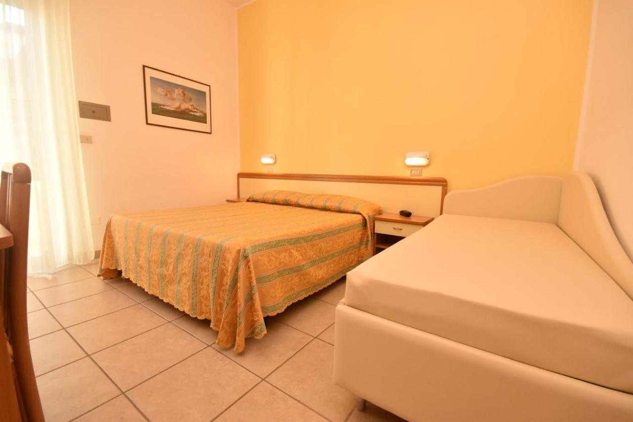 Hotel Thea Bellaria-Igea Marina Luaran gambar