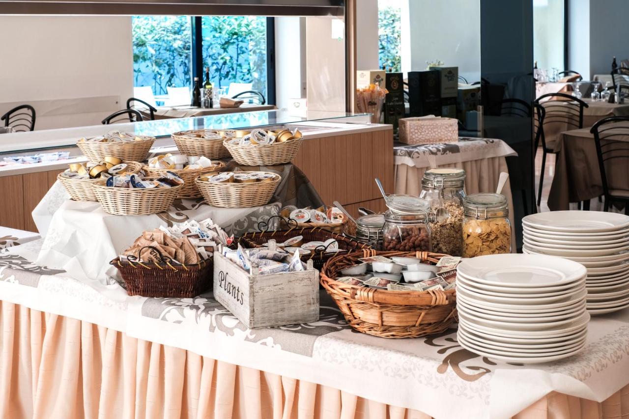 Hotel Thea Bellaria-Igea Marina Luaran gambar
