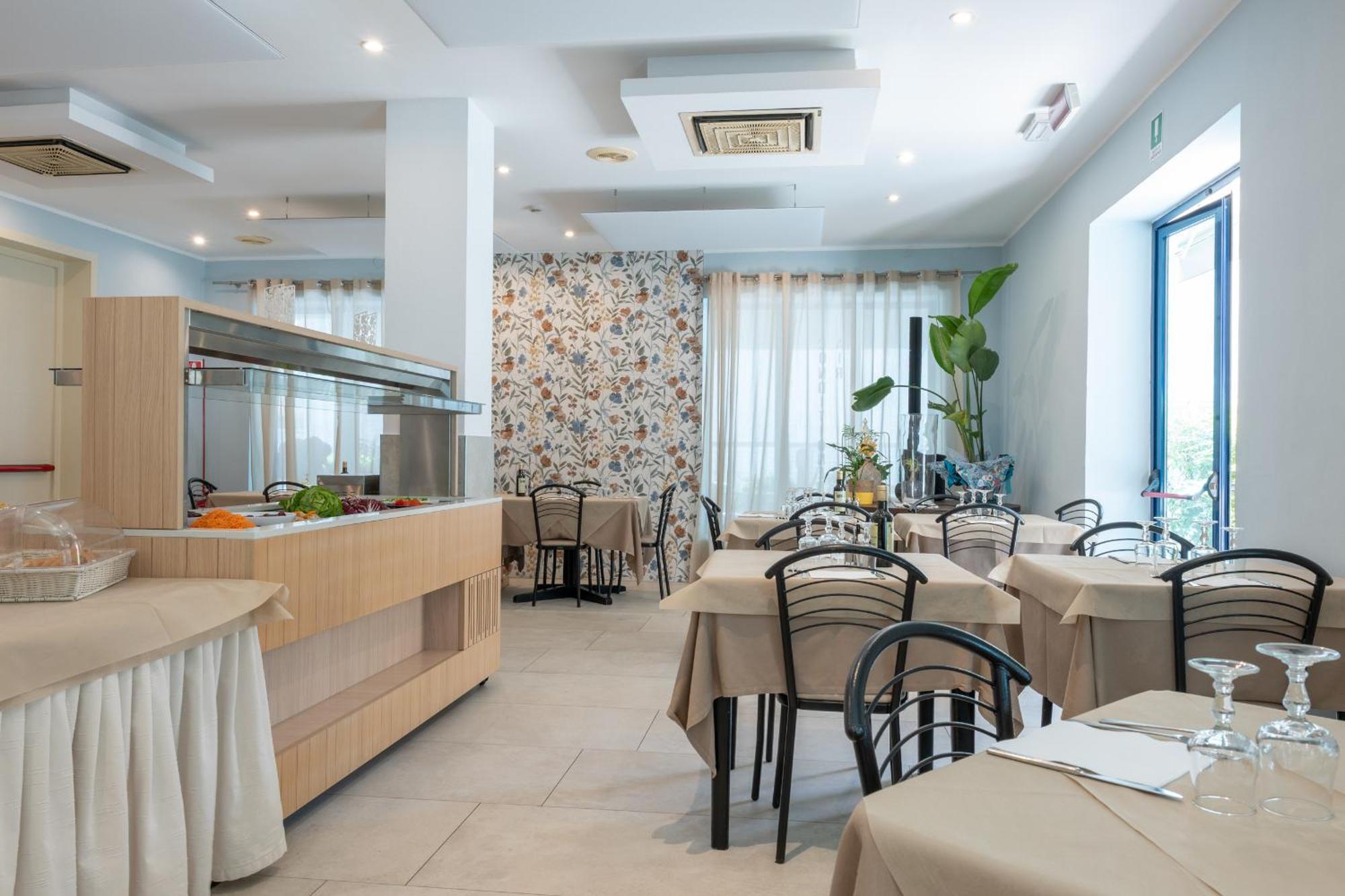 Hotel Thea Bellaria-Igea Marina Luaran gambar